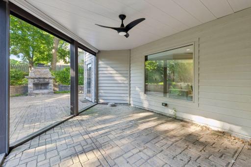 4325 Rosewood Lane N, Plymouth, MN 55442