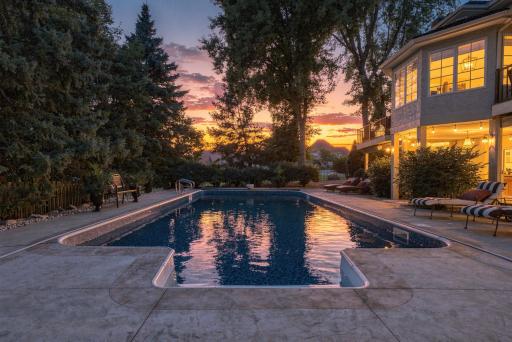9486 Olympia Drive, Eden Prairie, MN 55347