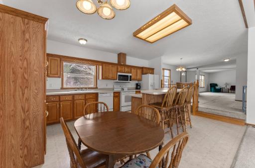 39052 Mica Avenue, North Branch, MN 55056