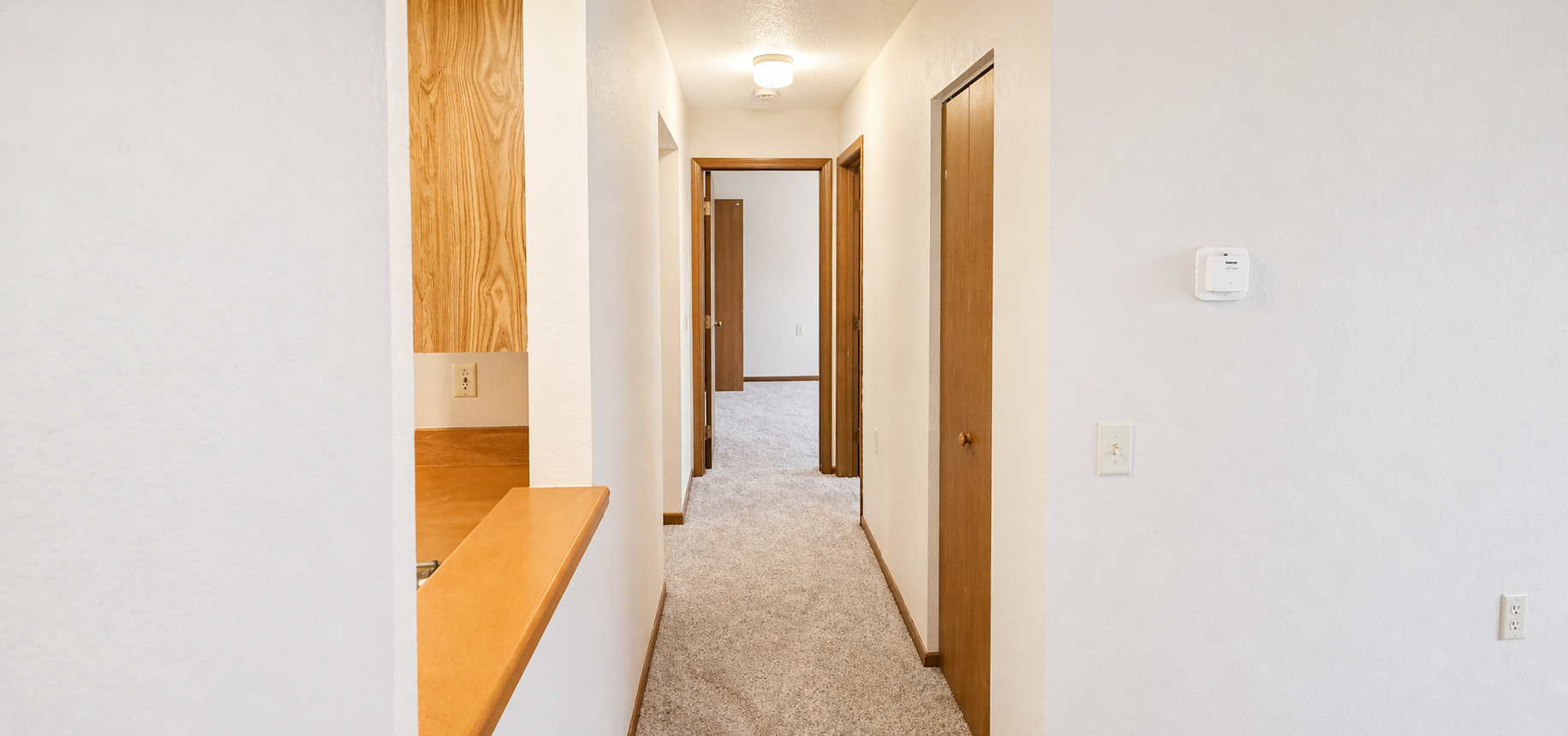 Green River #205 Hallway.png