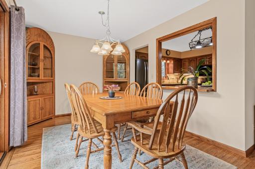 7132 Coachwood Circle, Saint Paul, MN 55125