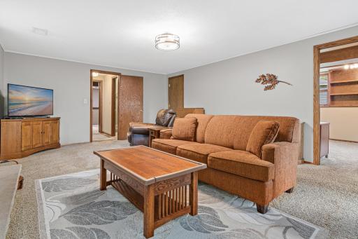 7132 Coachwood Circle, Saint Paul, MN 55125