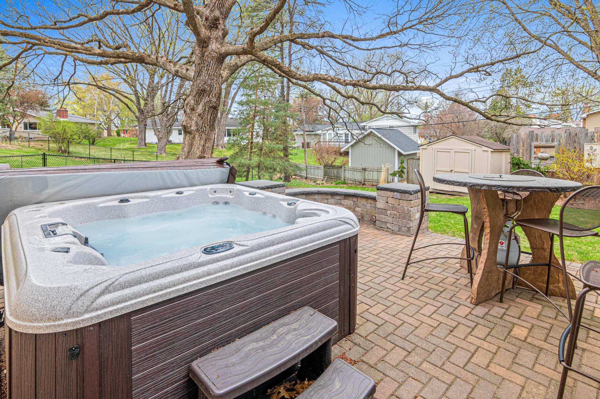 7132 Coachwood Cir, St Paul, MN-27.jpg