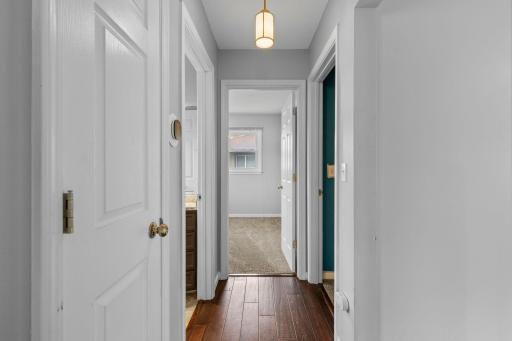 29-web-or-mls-5918 Admiral Ln-30.jpg