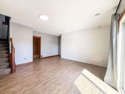 3927 Stone Point Drive NE, Rochester, MN 55906