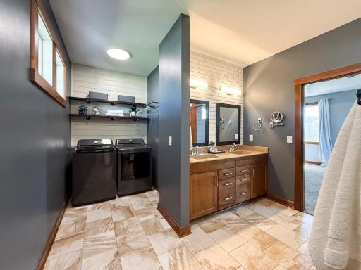 3927 Stone Point Drive NE, Rochester, MN 55906