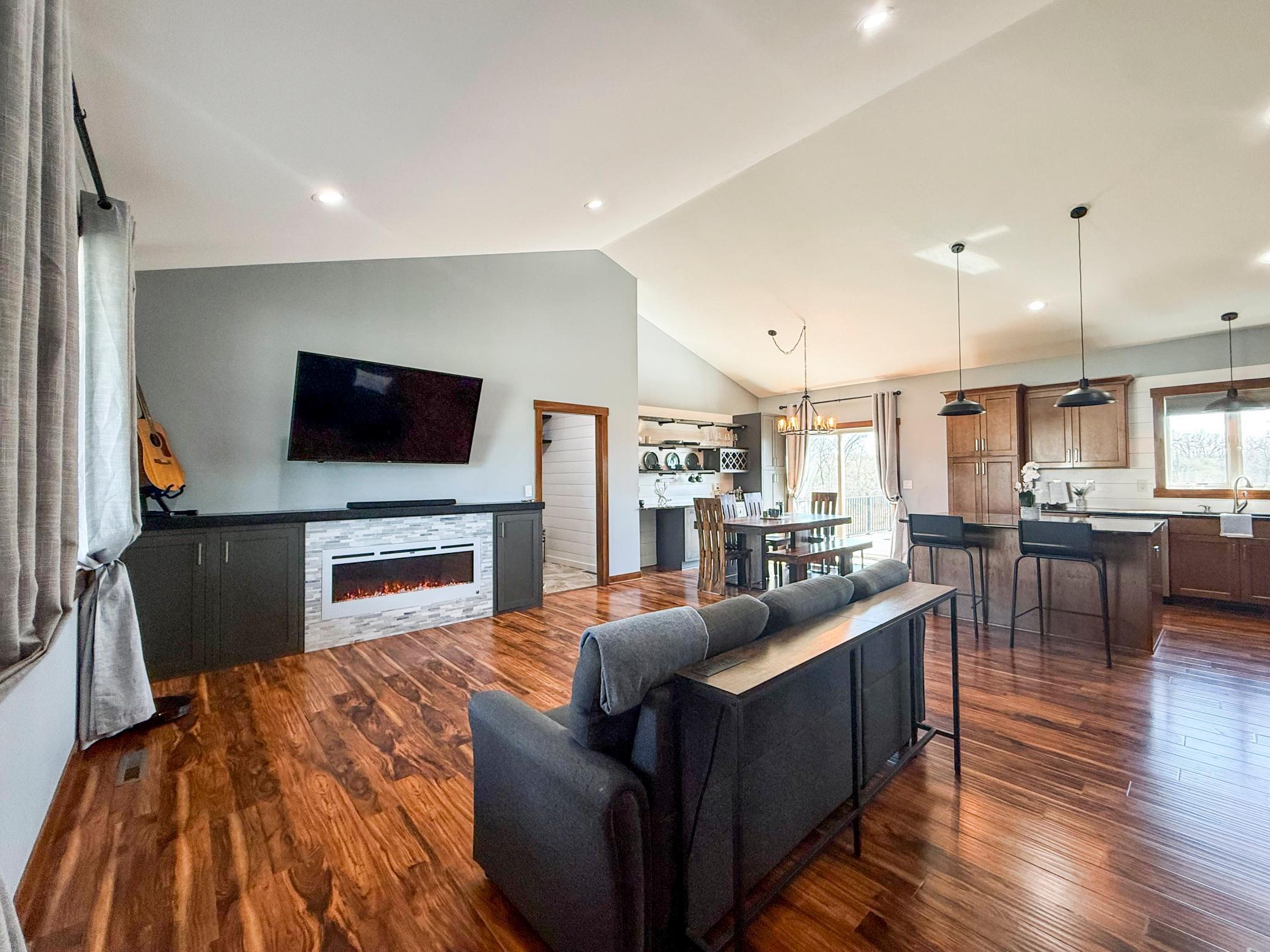 07. Sandra-Reid-Realtor-Remax-Results.jpg