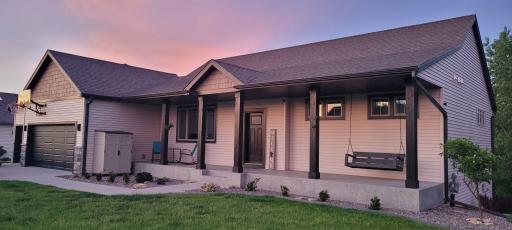 3927 Stone Point Drive NE, Rochester, MN 55906