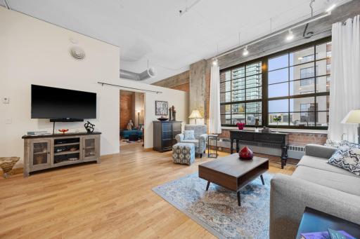 250 Park Avenue, 502, Minneapolis, MN 55415