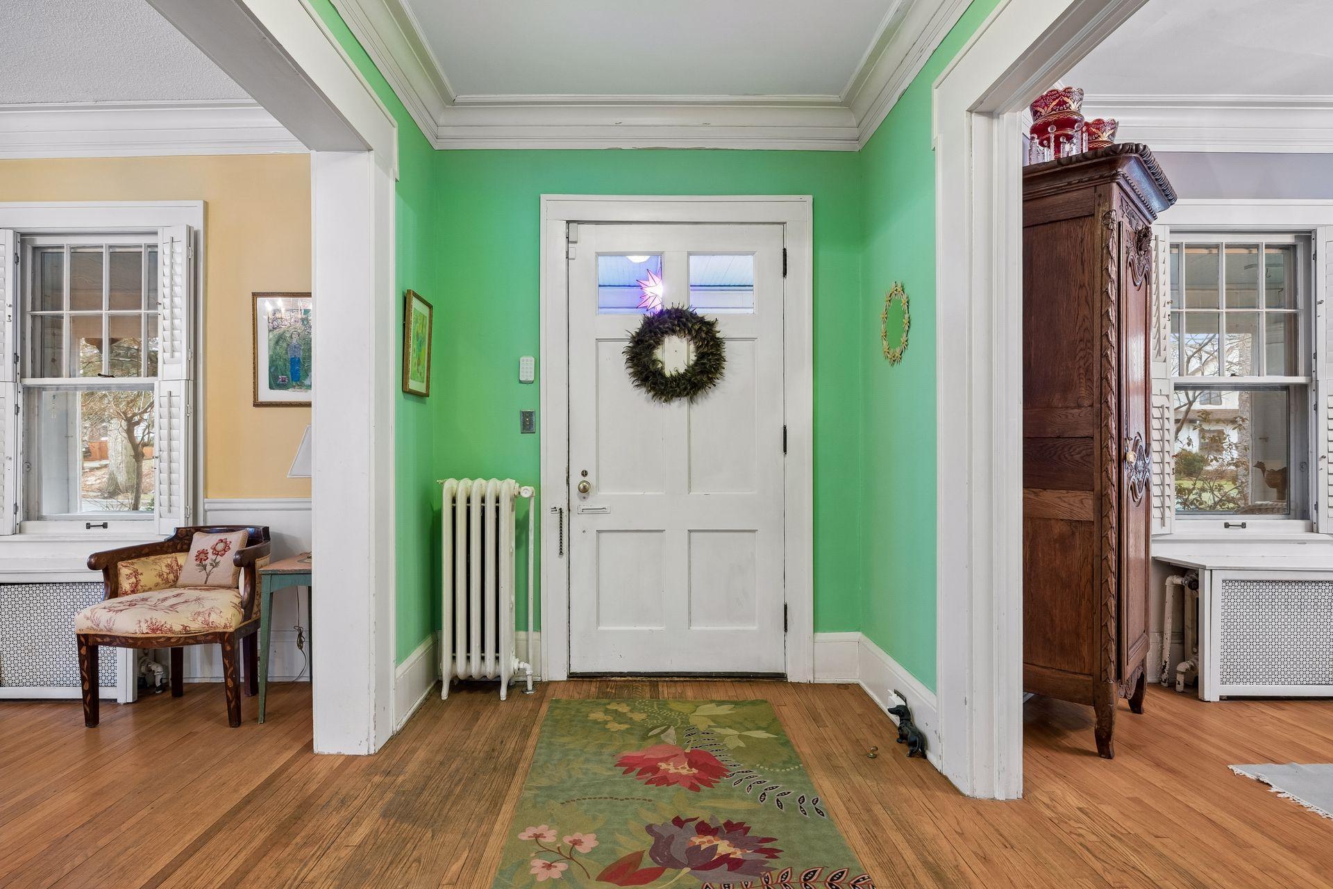 4849 Aldrich Avenue South - Spacecrafting - 0003.jpg