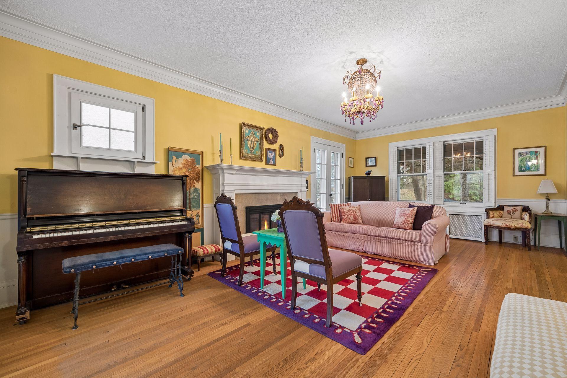 4849 Aldrich Avenue South - Spacecrafting - 0020.jpg