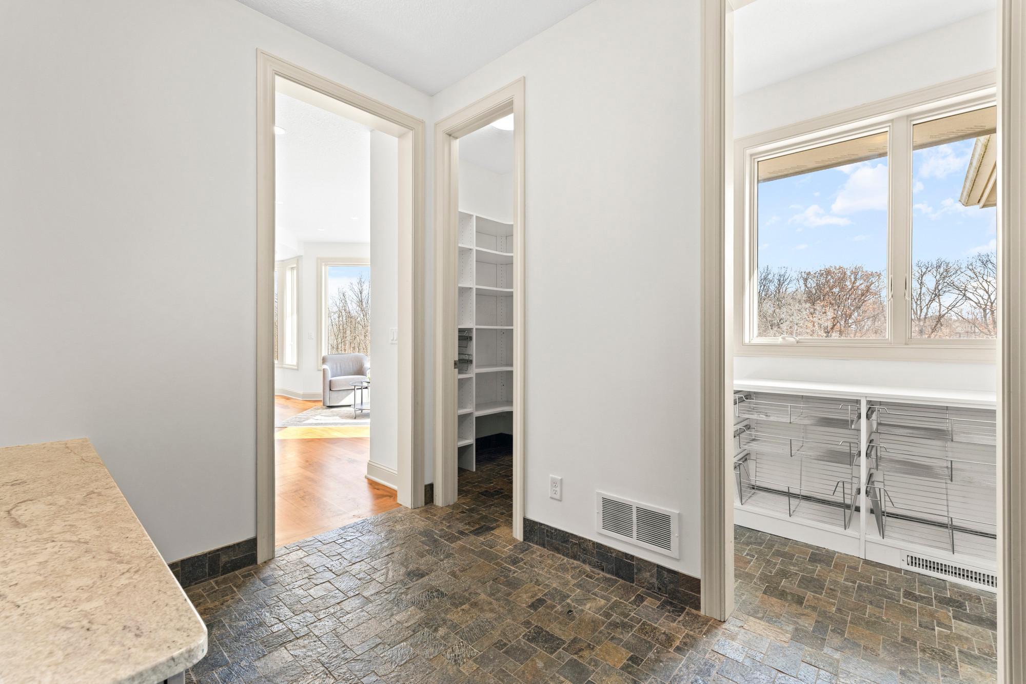 Walk-in pantry & closet