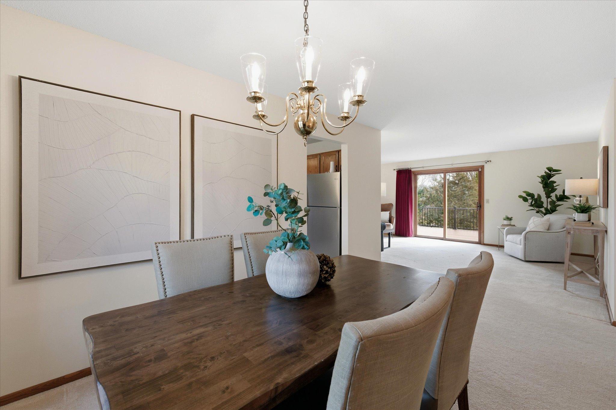 03-5685 Wedgewood Dr [2869433]- 008.jpg