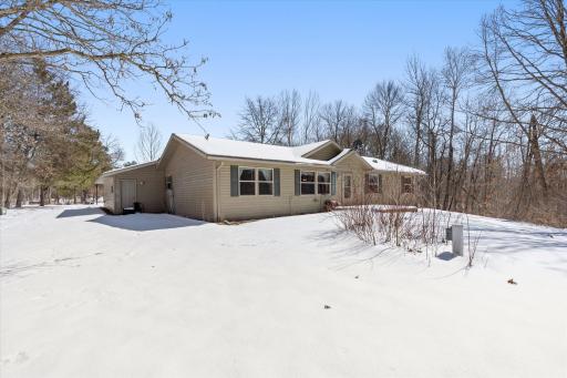 5057 County 40 NW, Hackensack, MN 56452