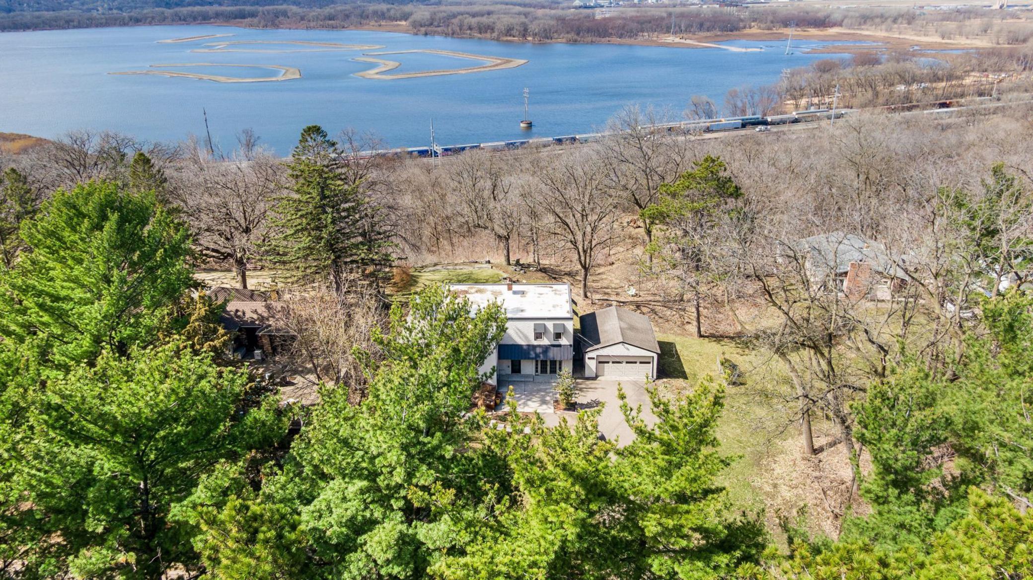 MILLION DOLLAR VIEW, LOT AND LOCATION!