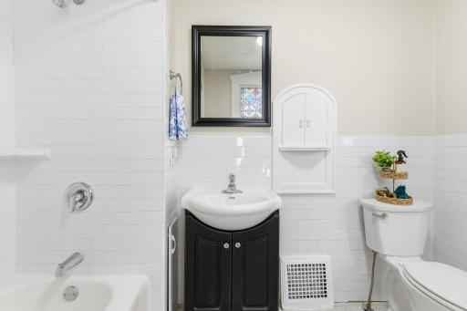 309 N Broad Street, Mankato, MN 56001