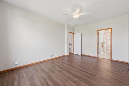 15130 Dutchman Way, Saint Paul, MN 55124