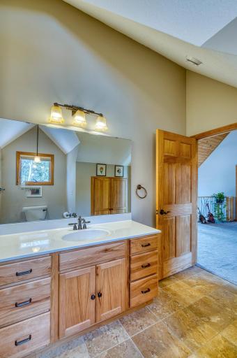 2472 Cliff View Circle, Two Harbors, MN 55616
