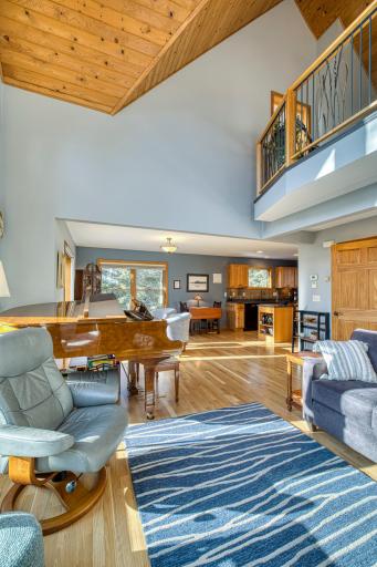 2472 Cliff View Circle, Two Harbors, MN 55616