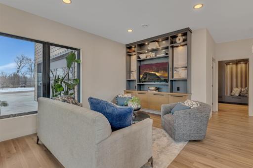 Main level sitting room!