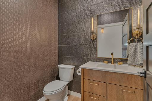 Main level 1/2 bath!