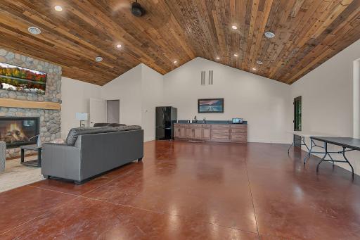 11616 Indian Beach Road, Spicer, MN 56288