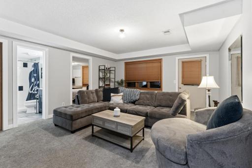 15716 Maple Island Court, Burnsville, MN 55306