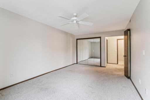 8441 Irwin Road, 110, Bloomington, MN 55437