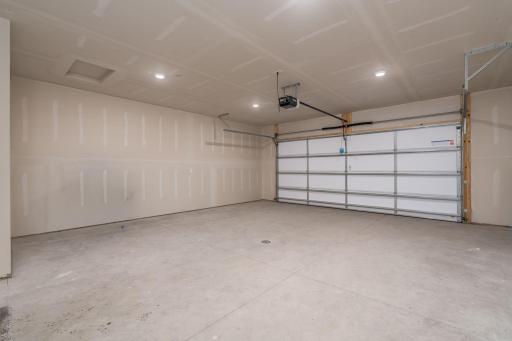 3120 & 3122 Noble Drive, Mankato, MN 56001