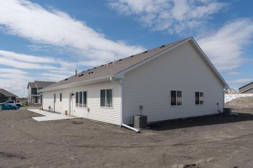 3120 & 3122 Noble Drive, Mankato, MN 56001
