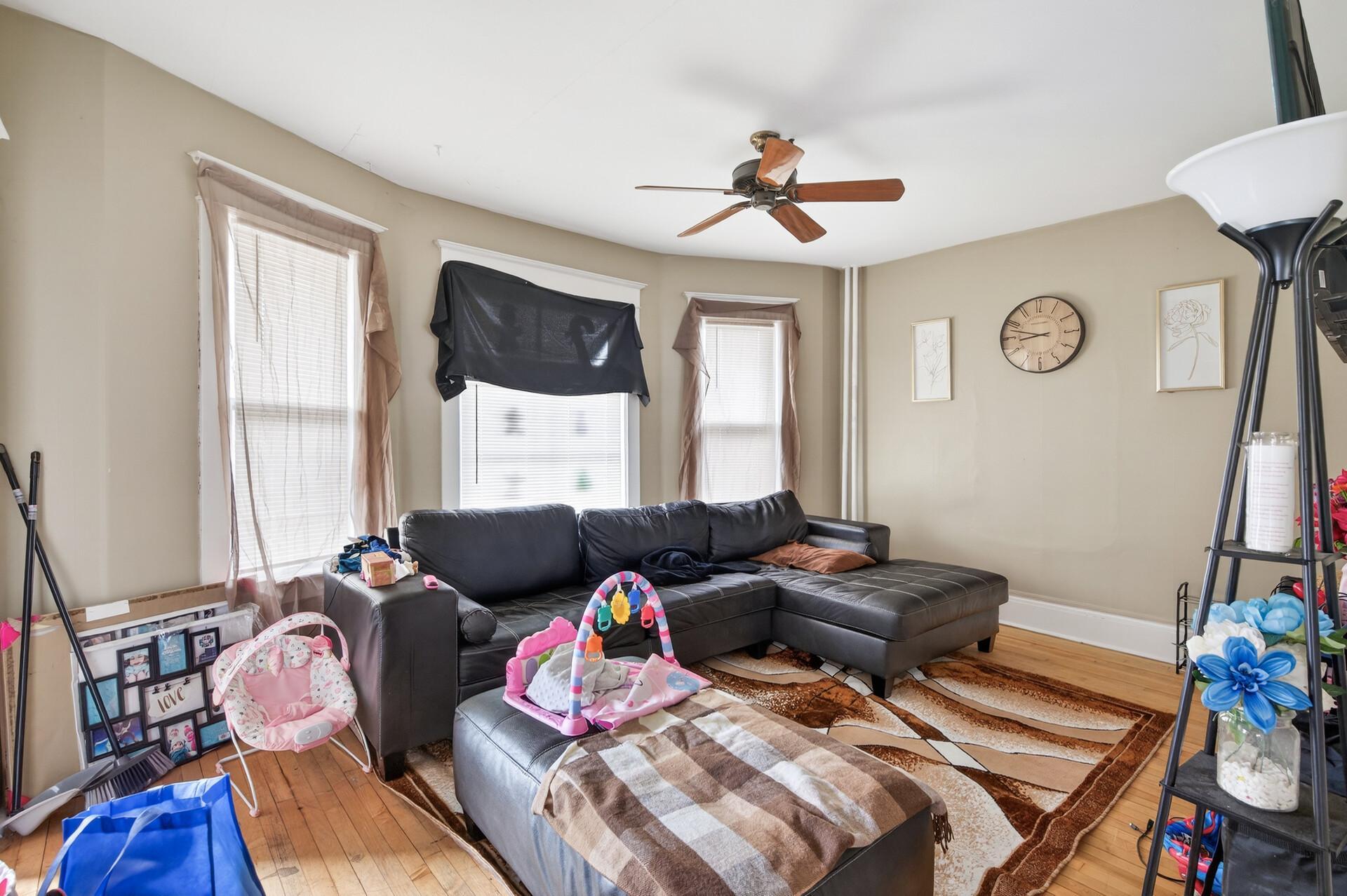 653 Sims - MLS 5.jpg