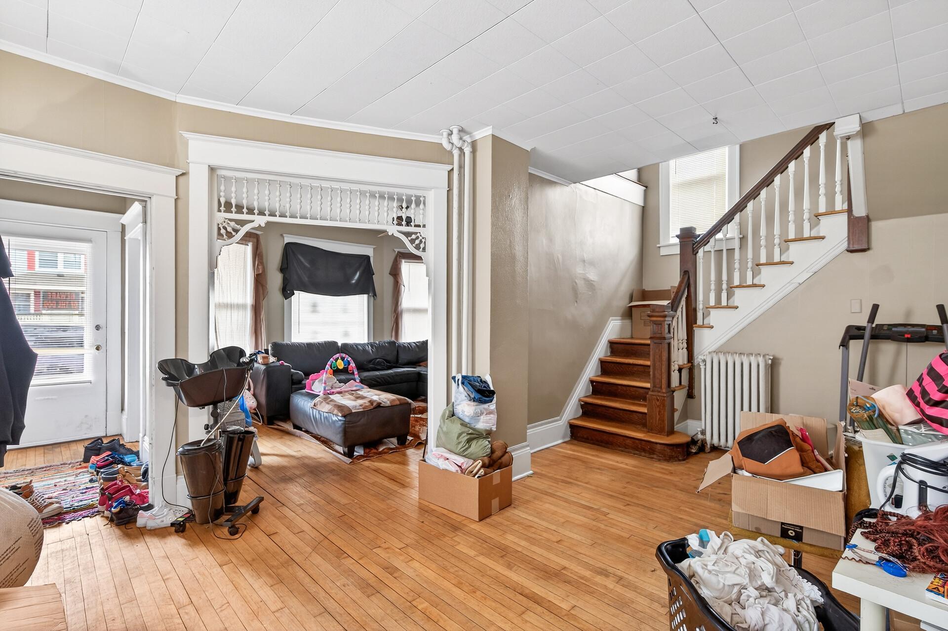 653 Sims - MLS 6.jpg