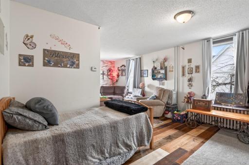 591 Payne Avenue, Saint Paul, MN 55130
