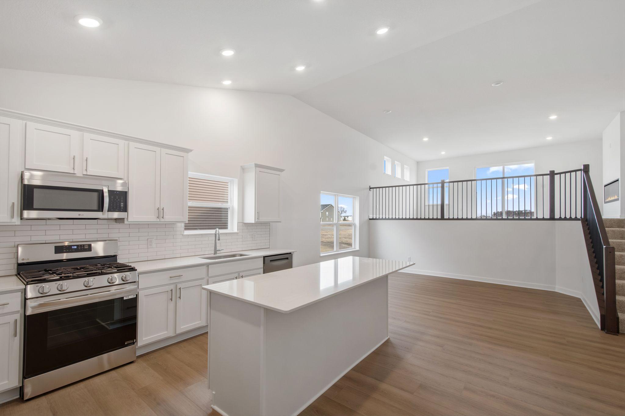 Ease of access from the kitchen to all over living spaces