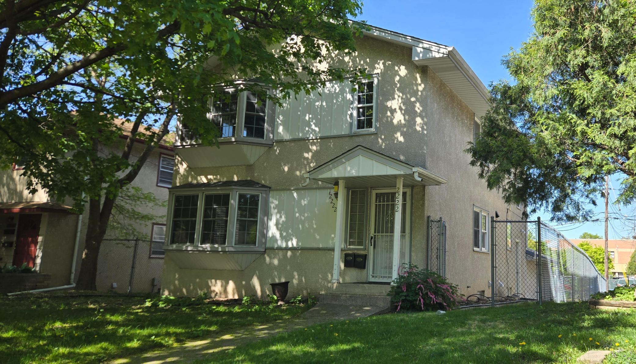 Great NE location just off Stinson Parkway with stucco and aluminum trim.