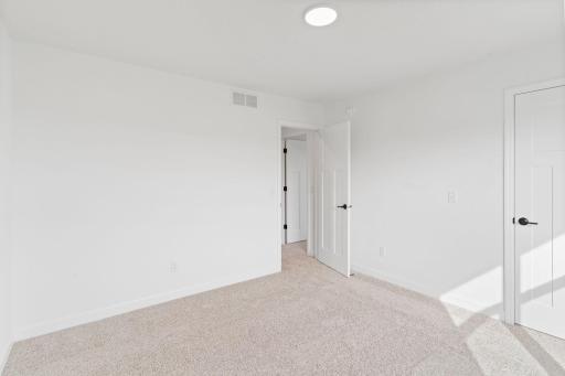 905 Milborne Lane NW, Rochester, MN 55901