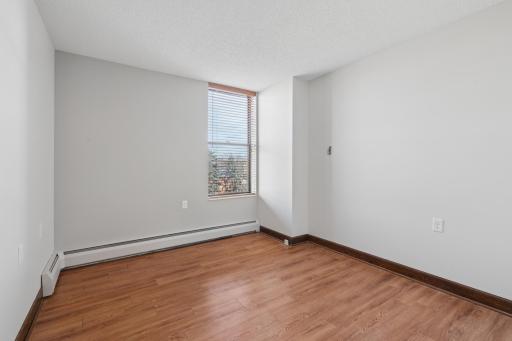 7600 Golden Valley Road, 405, Minneapolis, MN 55427