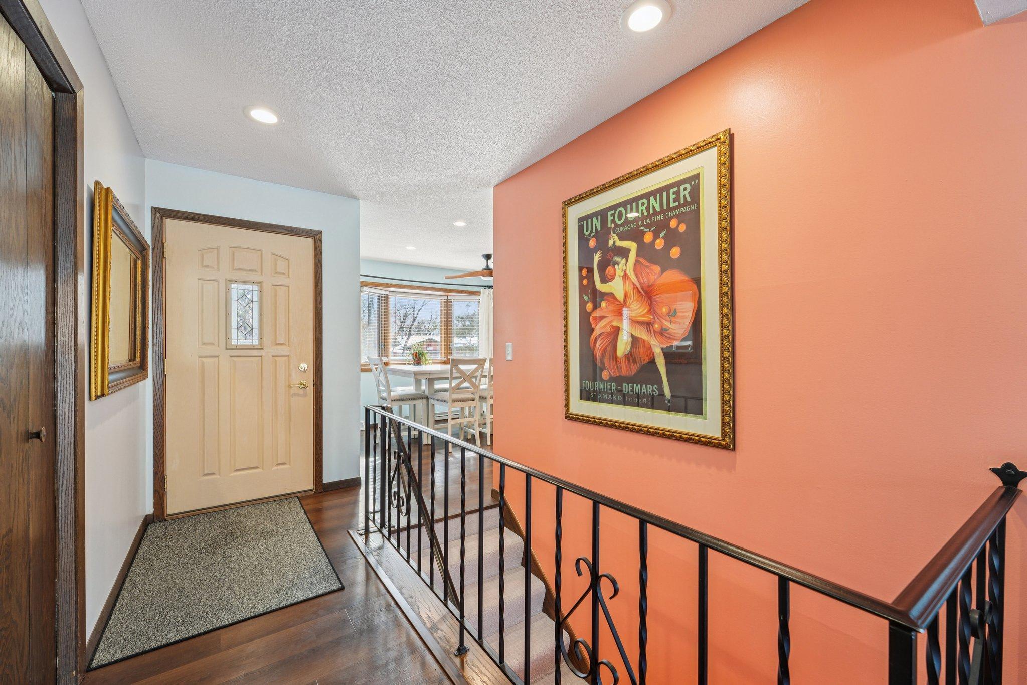 41-web-or-mls-177th Ave NW-S0302-041.jpg