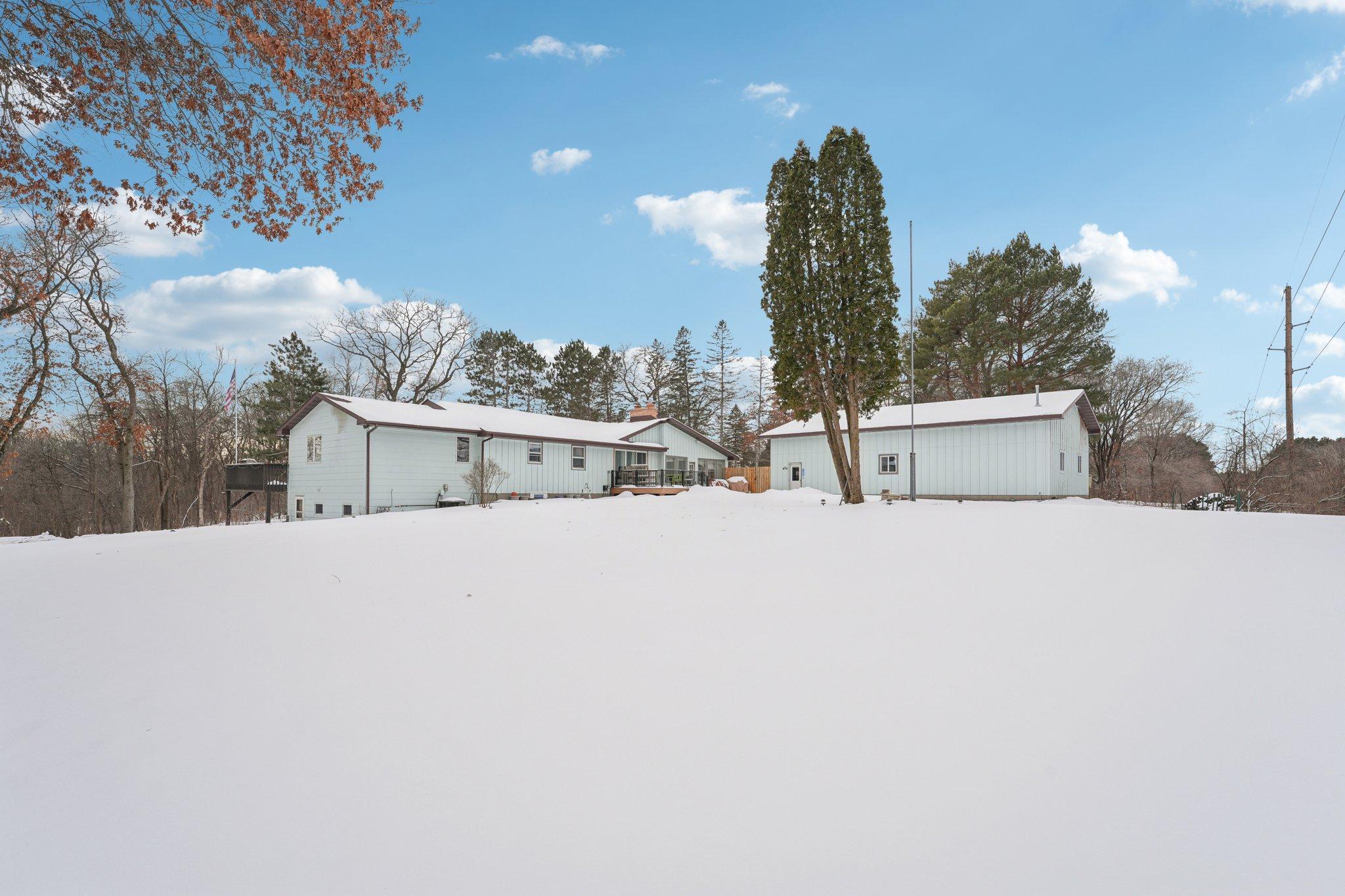 47-web-or-mls-177th Ave NW-S0302-047.jpg