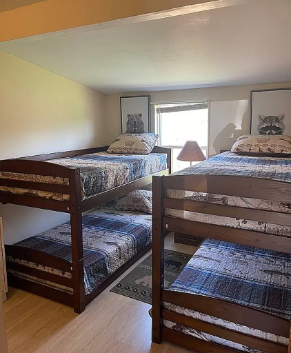Bedroom 2 Pic 2.png