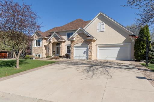 19043 Vogel Farm Trail, Eden Prairie, MN 55347