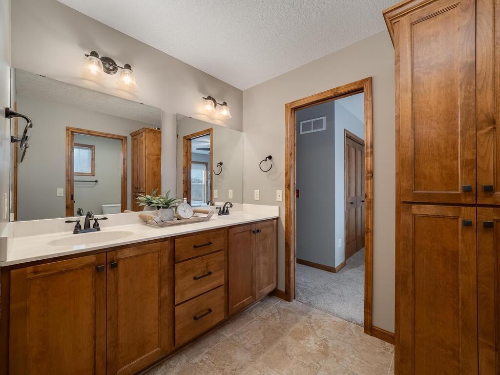 First and middle upper bedrooms share a jack n jill bathroom