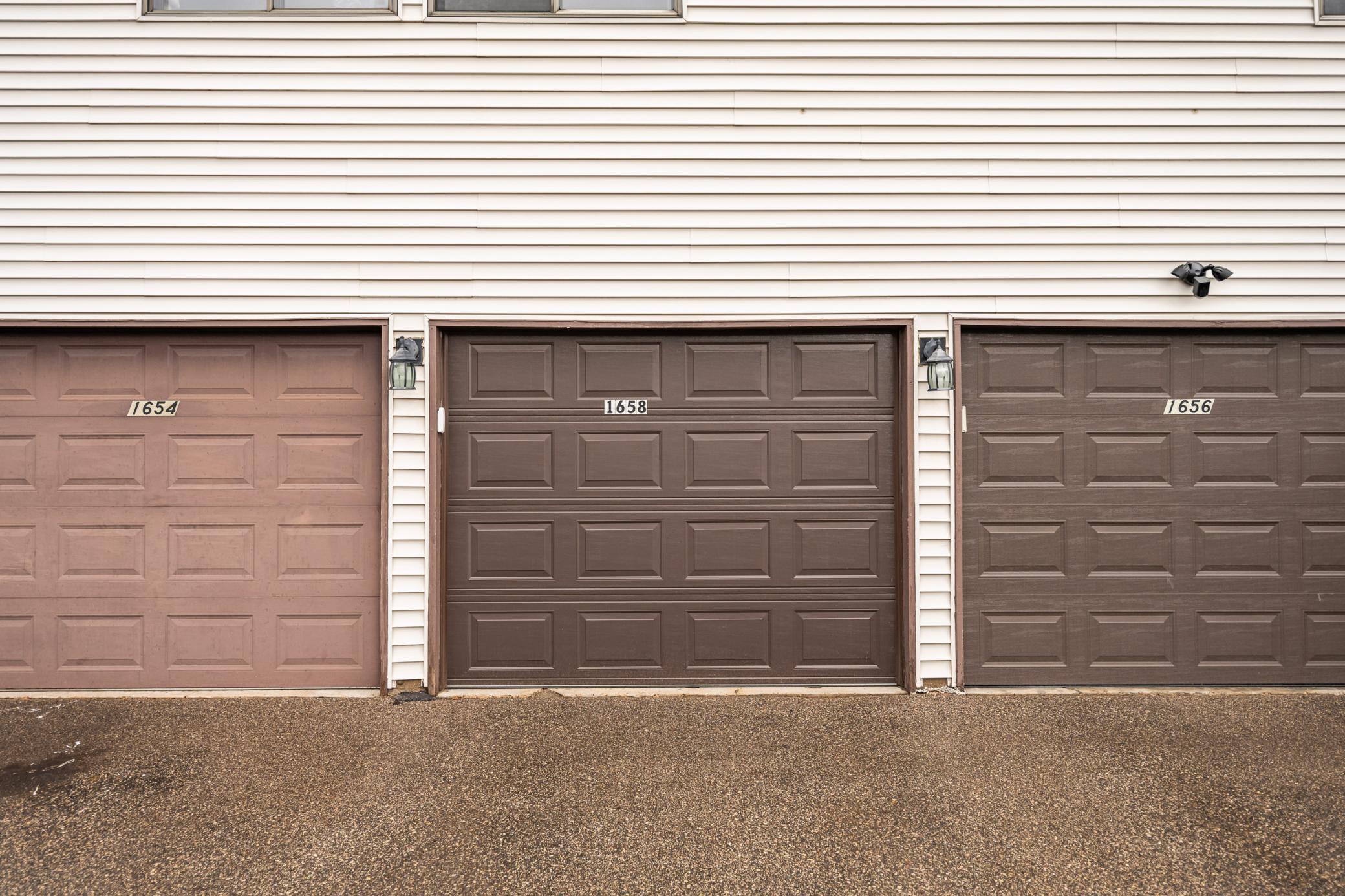 Single Garage Door