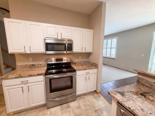 17005 78th Place N, Maple Grove, MN 55311