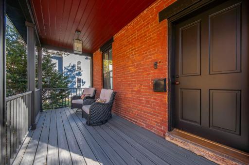 53 Irvine Park, Saint Paul, MN 55102