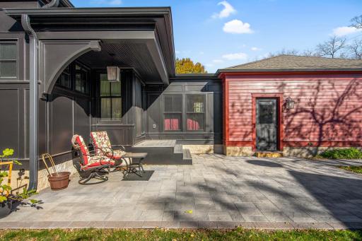 53 Irvine Park, Saint Paul, MN 55102