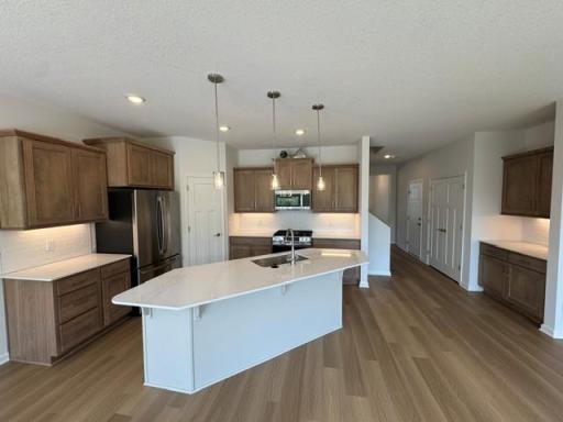 6189 157th Street N, Hugo, MN 55038