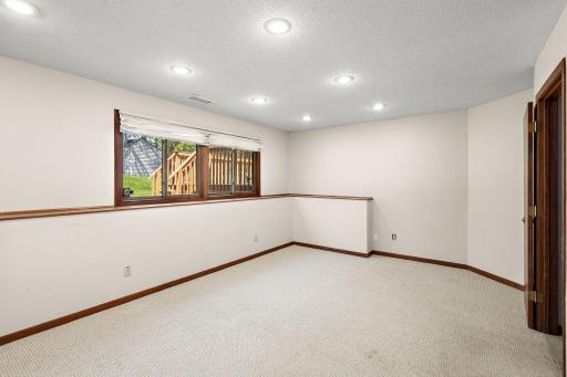 9419 James Avenue N, Minneapolis, MN 55444