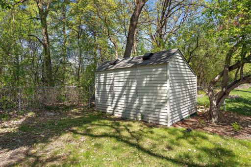 9419 James Avenue N, Minneapolis, MN 55444