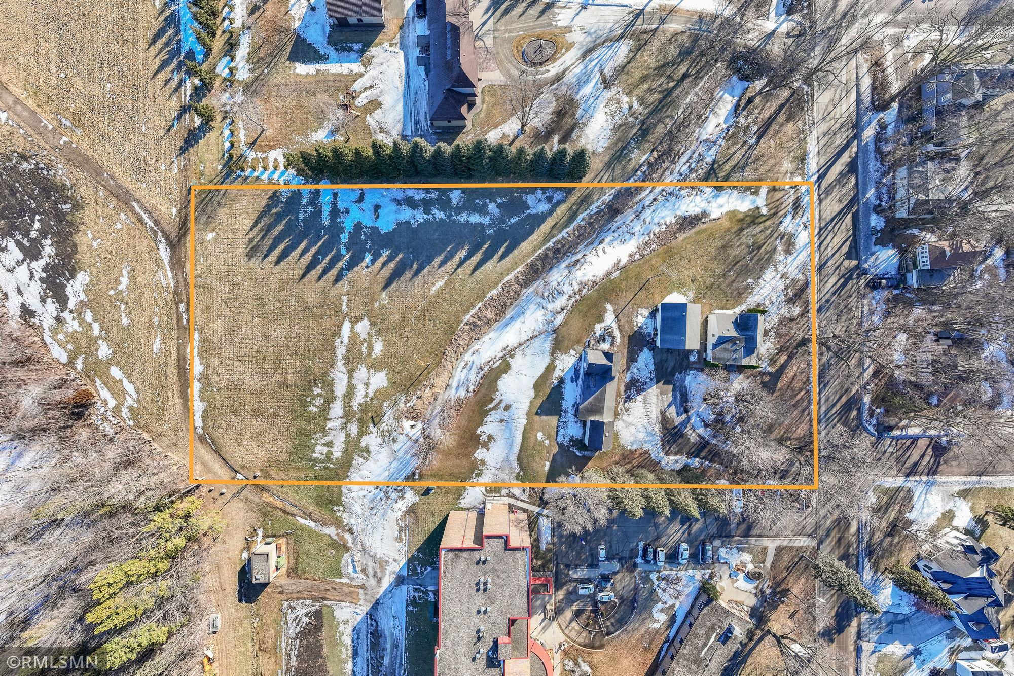 15-web-or-mls-200-e-north-st.jpg